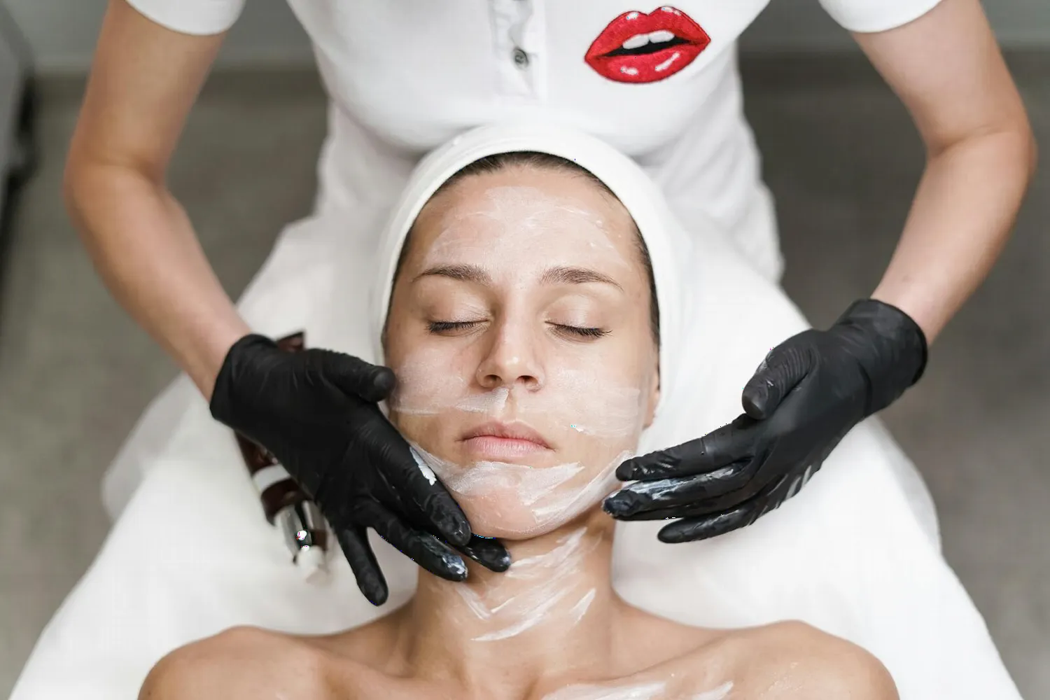 Facial treatments at Avesa Health